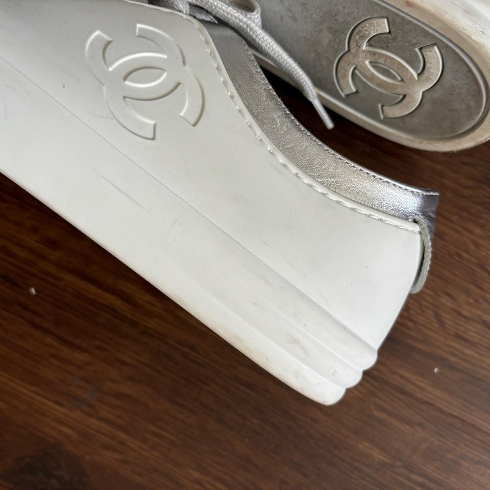 Chanel Interlocking CC Leather & Rubber White Silver Wedge Sneakers Trainers - Picture 10 of 15